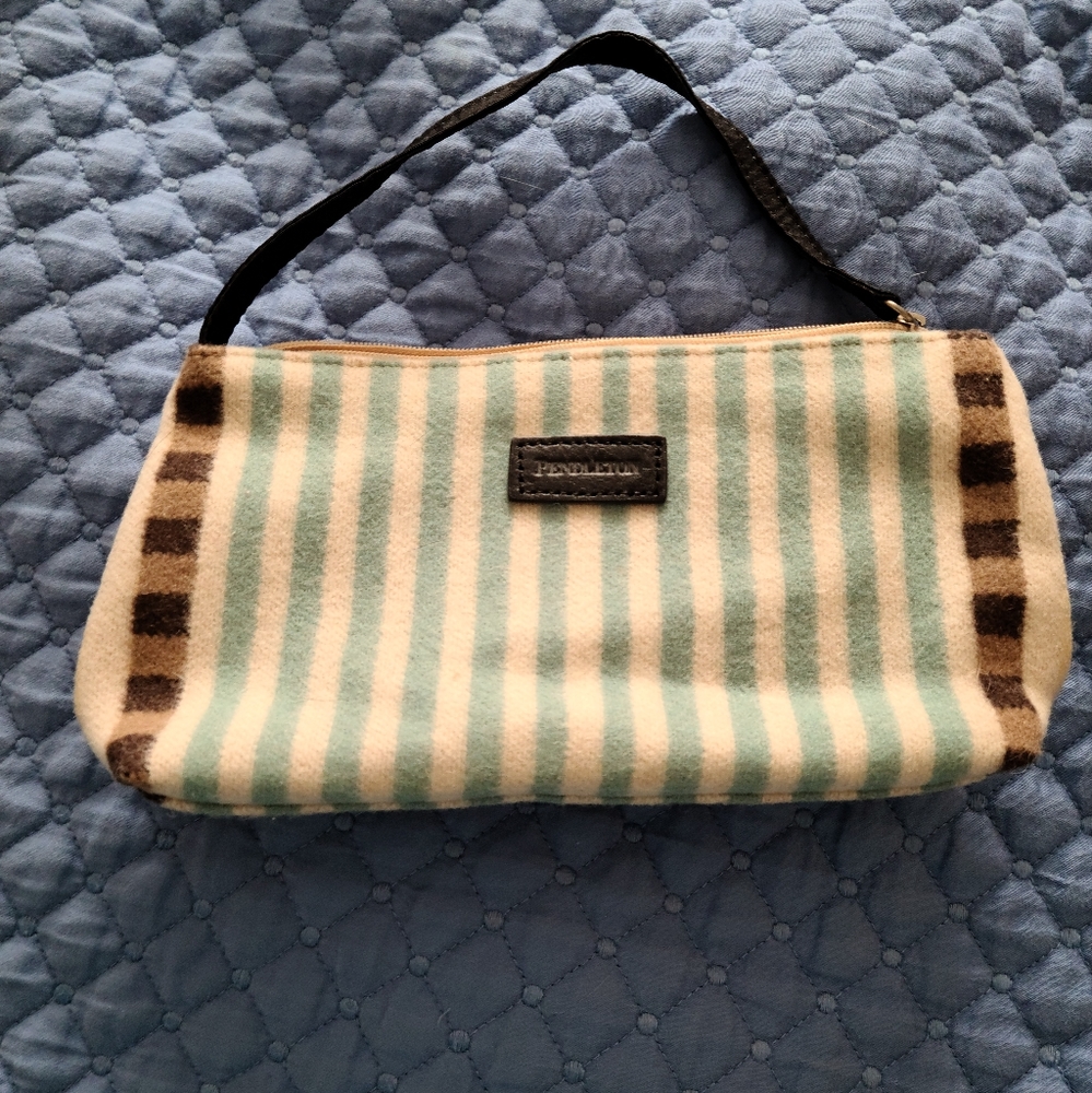Pendleton Small Zippered Purse - image 1